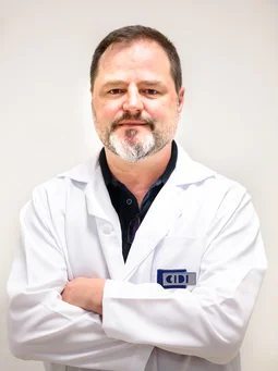 MD. Daniel Cusin